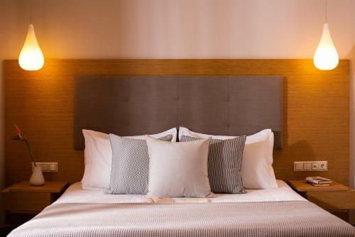 George Hotel