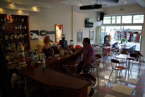 George Hotel