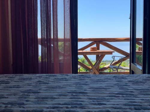 Hostal Iliovolo Guesthouse