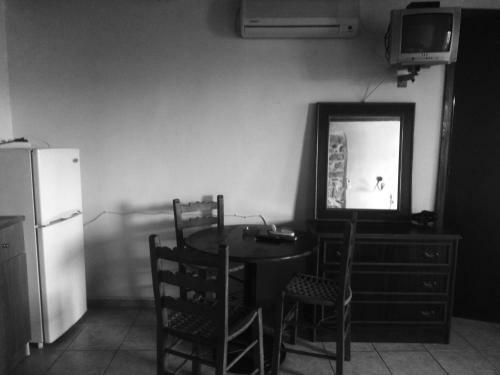 Hostal Filanthi Rooms