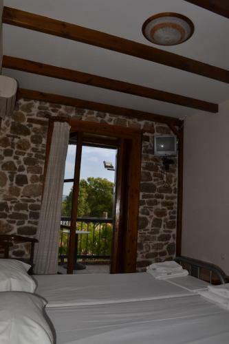Hostal Filanthi Rooms