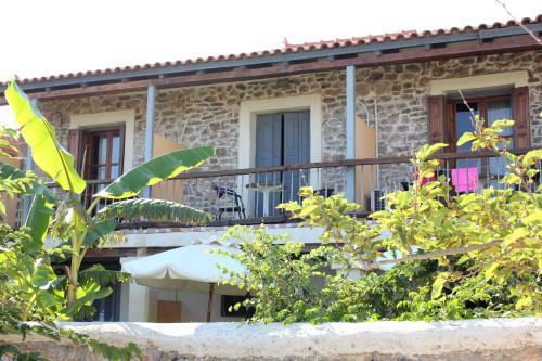 Hostal Filanthi Rooms