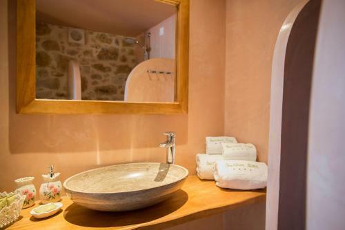 Hostal Vetilios Lithos Boutique Hotel