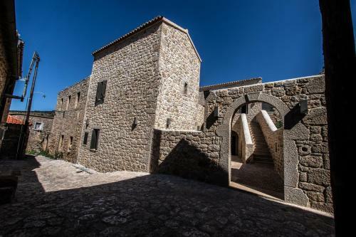 ?orona Boutique Hotel