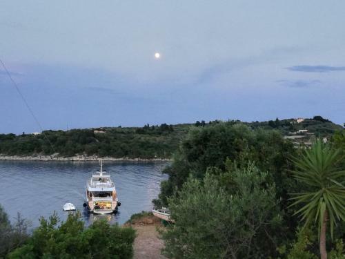 Nereidi Pool Villas