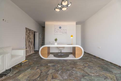 Apartamento Eiriana Luxury Suites