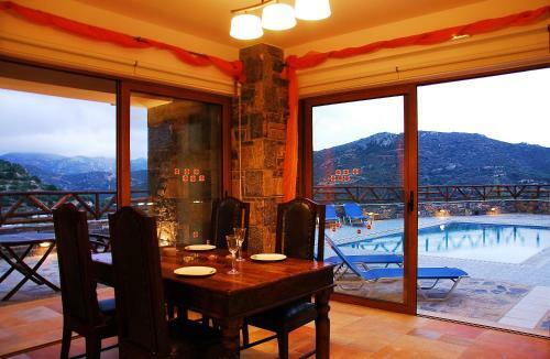 Giannikaki's Villas