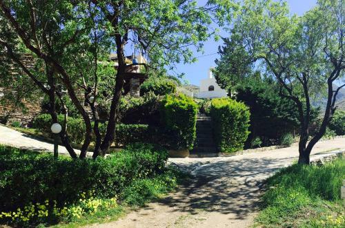 Hostal Onar Studios & Residences