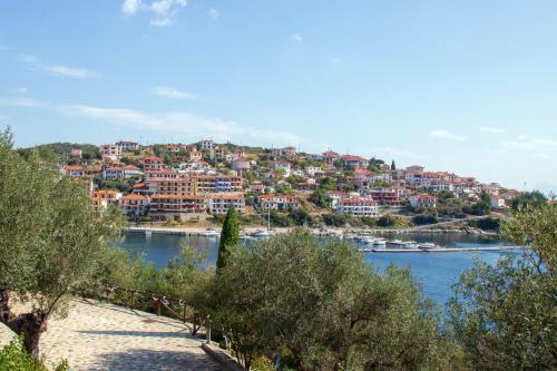 Apartamento Pyrgadikia Paradise