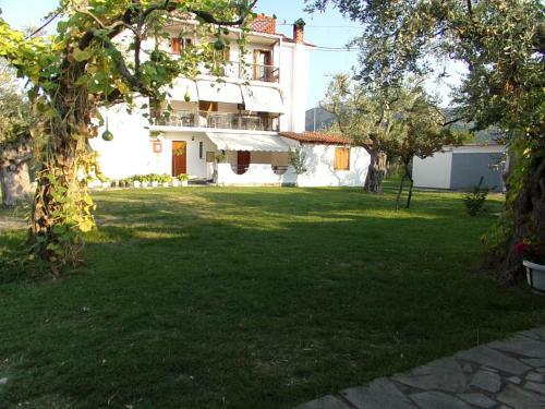 Apartamento Villa Karapataki
