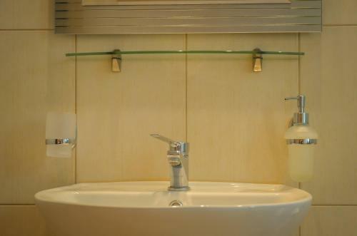 Hostal Agali Rooms