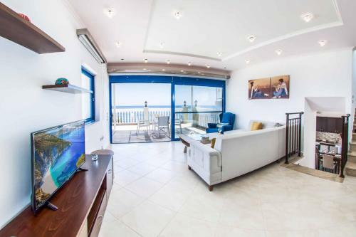 Villa Azure