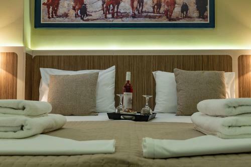 Dafni Plus Hotel