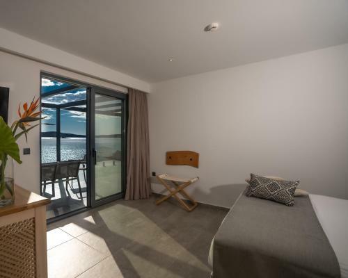 Hotel Zoe Seaside Resort