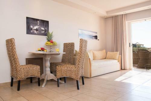 Hotel Zoe Seaside Resort
