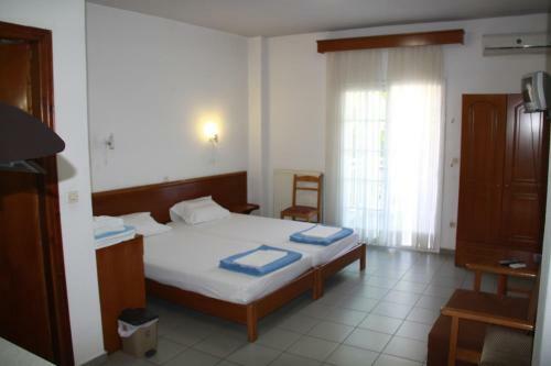 Aparthotel Galanis Studios And Apartments