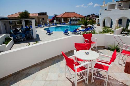 Aparthotel Viva Mare Foinikounta
