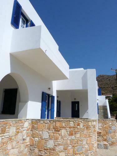 Ioli Apartments