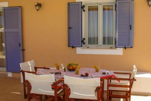 Villa Antigoni Beach House