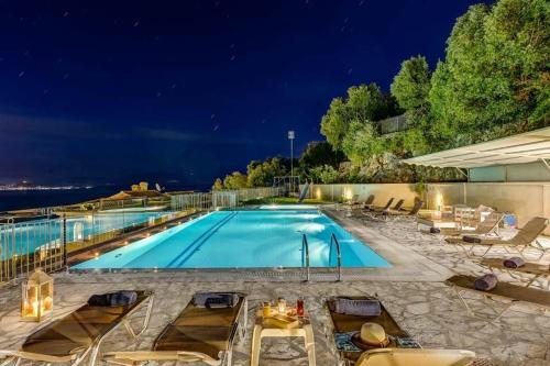 Apraos Villa Sleeps 14 Pool Air Con Wifi