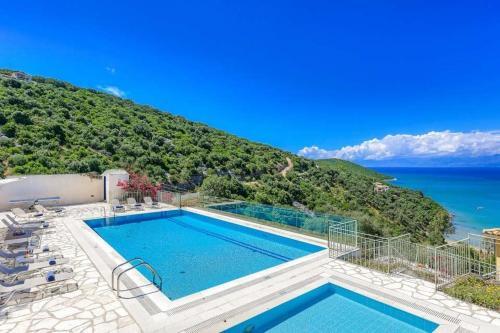 Apraos Villa Sleeps 14 Pool Air Con Wifi