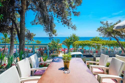 Esperia Hotel