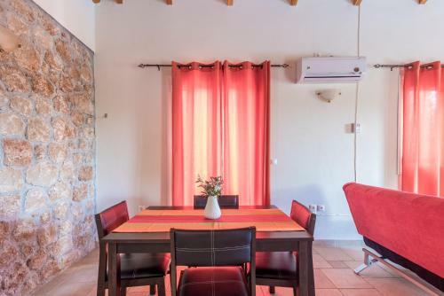 Navarone Villas