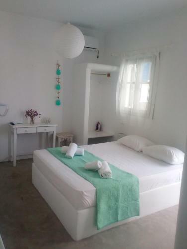 Hostal Thea Serifos