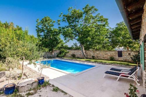 Villa Holiday Home Dorinini Dvori