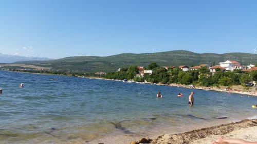 Studio Apartment Maslina