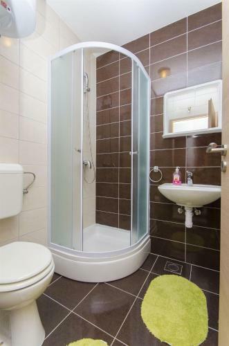 Apartments Pava