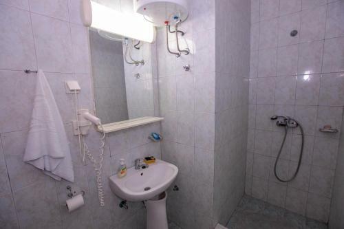 Hostal Apartments Manuela