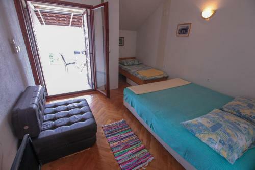 Hostal Apartments Manuela