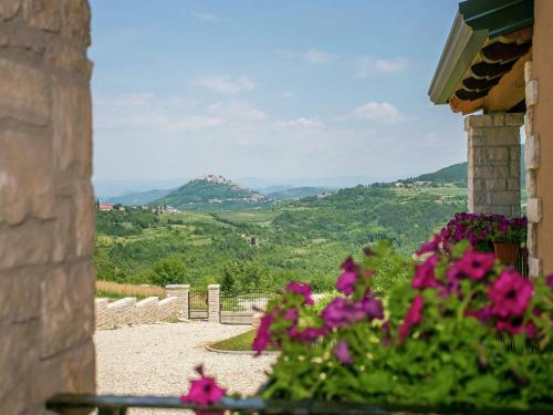 Superb Villa In Karojba With Private Pool