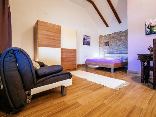 Peaceful Holiday Home With Pool In Kakma
