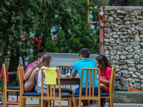 Apartamentos Holiday Park Zelena Punta