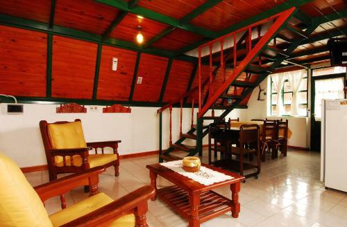 Apart Hotel Ensue�o