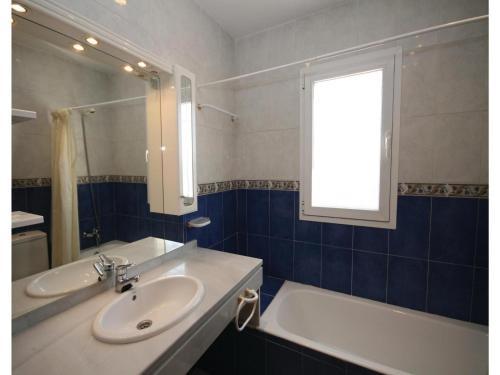 Holiday Home Jarales Alpha
