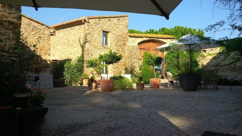 Hotel Can Carb� De Les Olives
