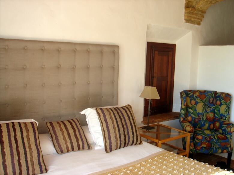 Hotel Can Carb� De Les Olives