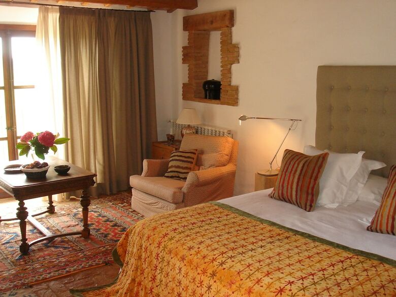 Hotel Can Carb� De Les Olives