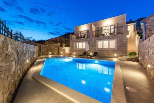 Apartments Villa Kabalero