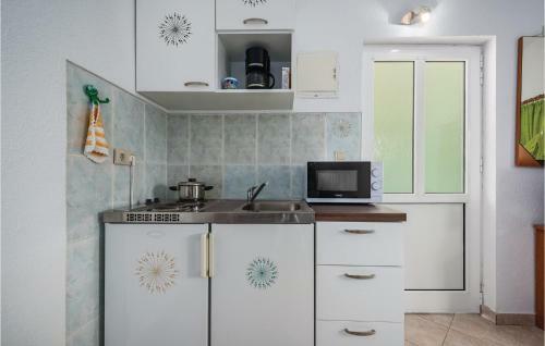 Studio Apartment In Sv.lovrec