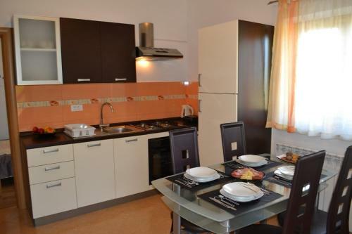 One -bedroom Apartment Matea In Kringa