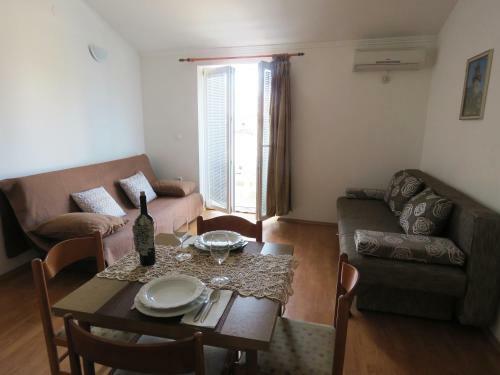 Hostal Apartments Palma Novalja