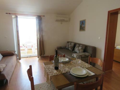 Hostal Apartments Palma Novalja