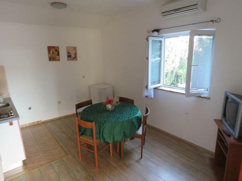 Hostal Apartments Palma Novalja