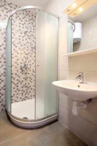 City Pool Apartments Novalja