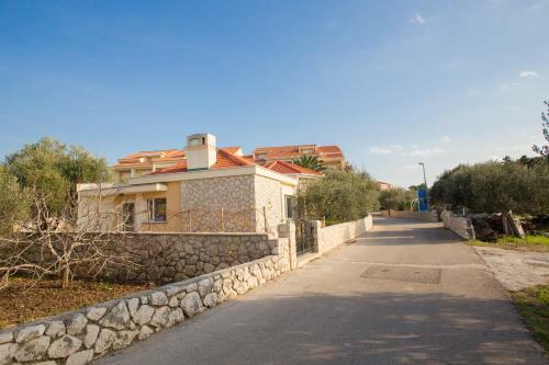 City Pool Apartments Novalja