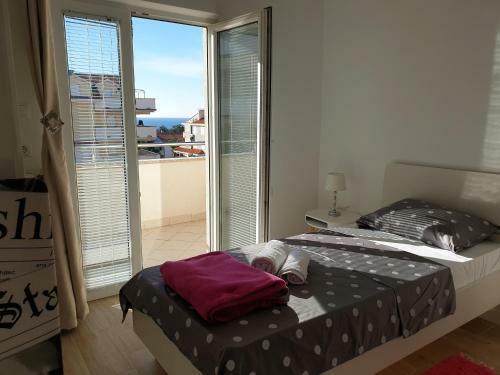 Apartments Rose Novalja